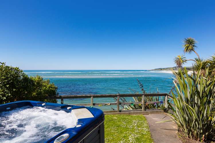 1353 Taieri Mouth Road Taieri Mouth_23