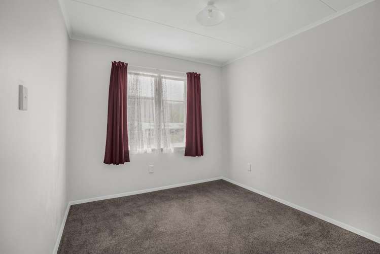 162 Wellington Road Wainuiomata_16