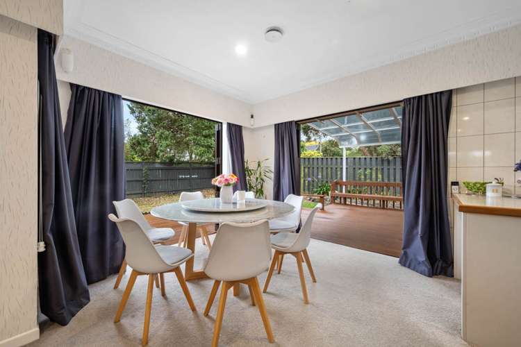 37 Parkhill Road Mellons Bay_11