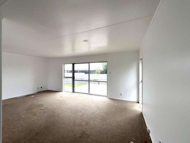 4 Rahiri Street Waitara_13