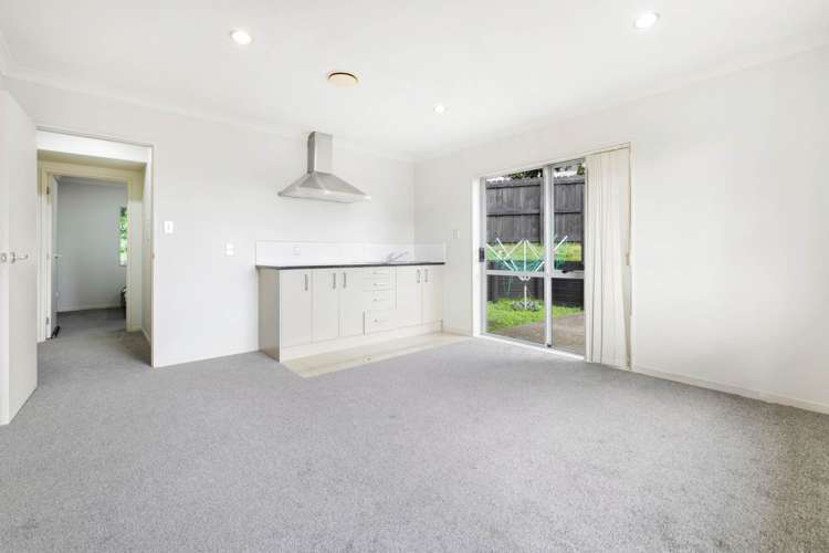 4 Liscooly Place Flat Bush_6