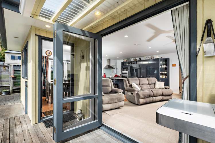 607b Augustus North Street Thames_4