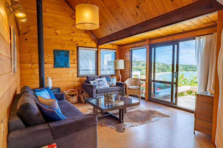 189 Ocean View Road Oneroa_48