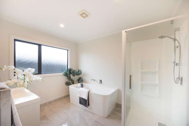 7 Mediterranean Grove Fitzherbert_11