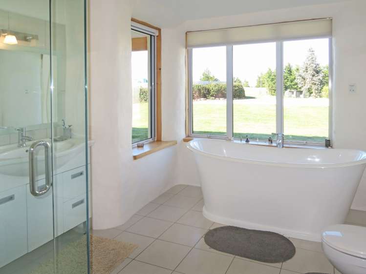 176 Gunn Road Catlins Surrounds_9