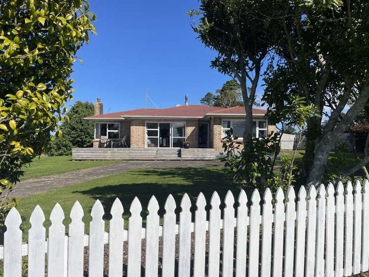 699 Durham Road Upper_3