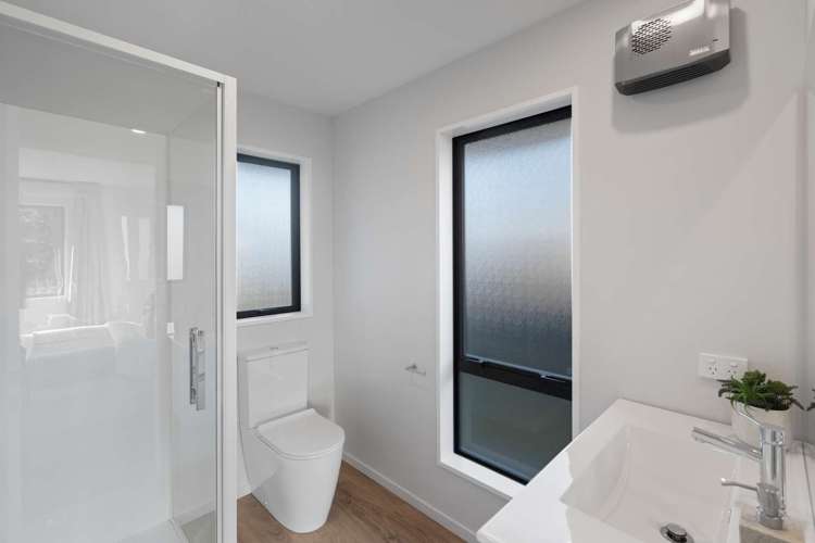 3 Cox Lane Amberley_10