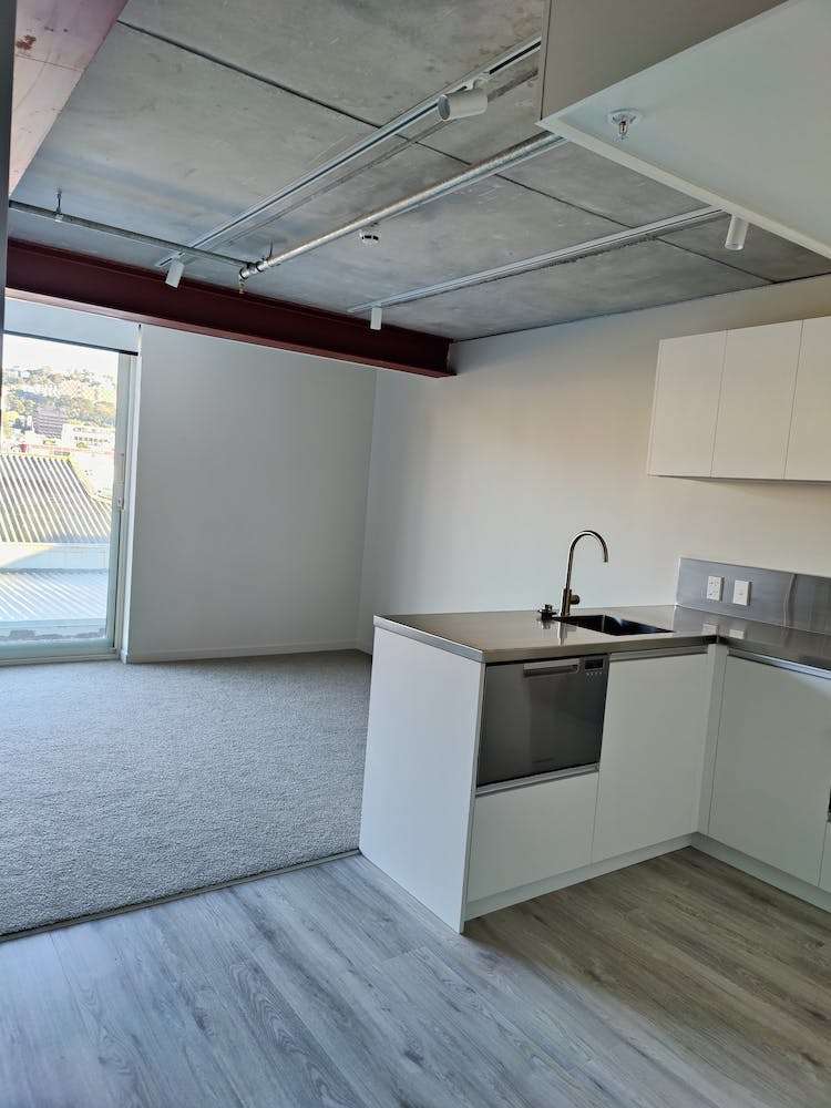 107/28 Martin Square Te Aro_5