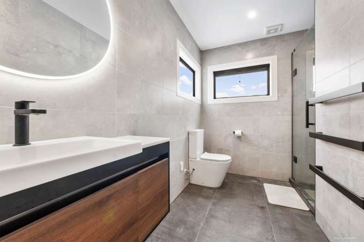 5 Mamuku Drive Massey_12