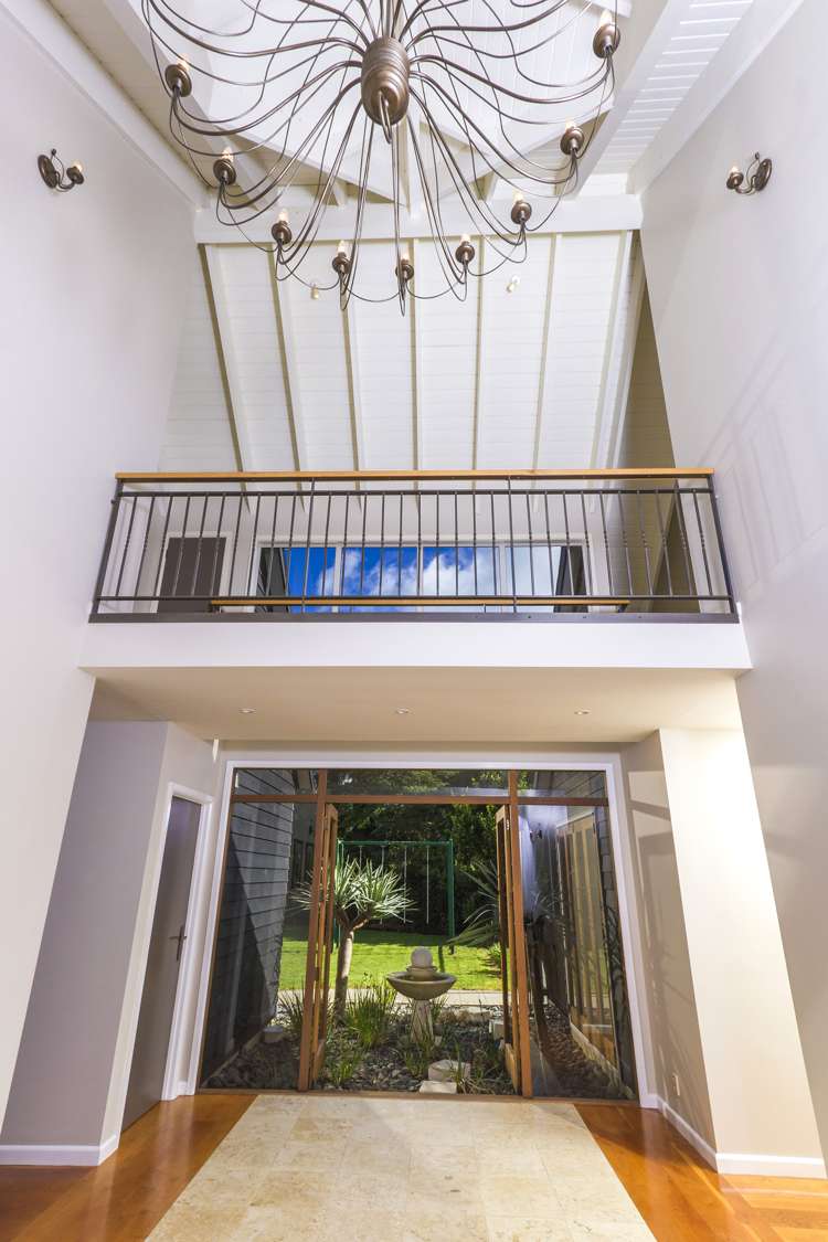 161 Lloyd Road Riverhead_12