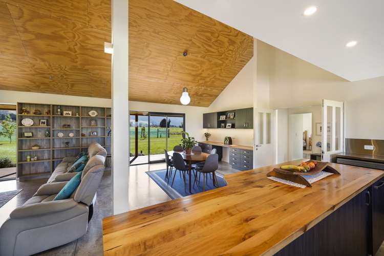 216 Powells Road Oxford_5