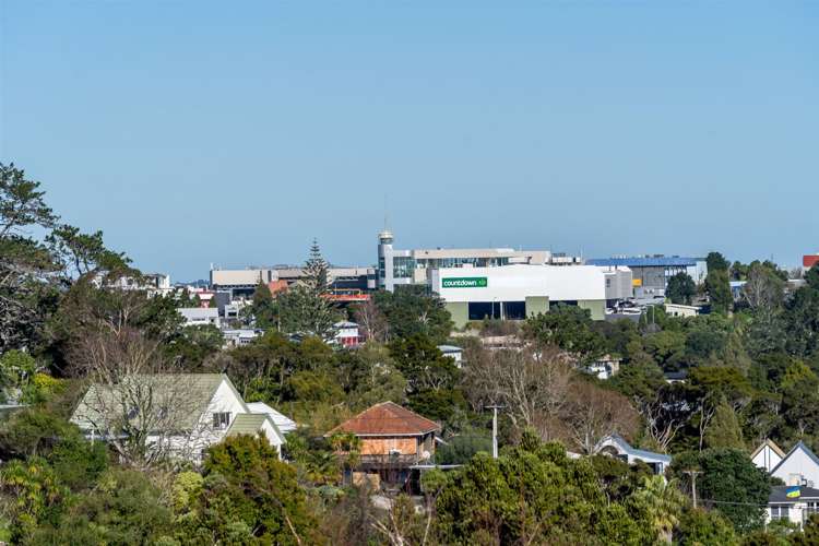 7 Park Hill Road Birkenhead_13