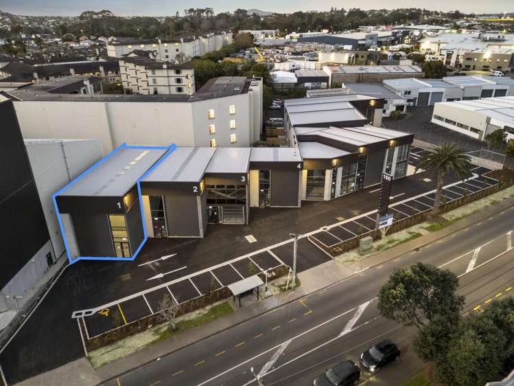 Unit 1 | 160 Marua Road_0