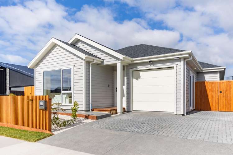 97 Parish Drive_0