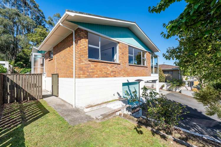 45 Resthill Crescent Glenview_1