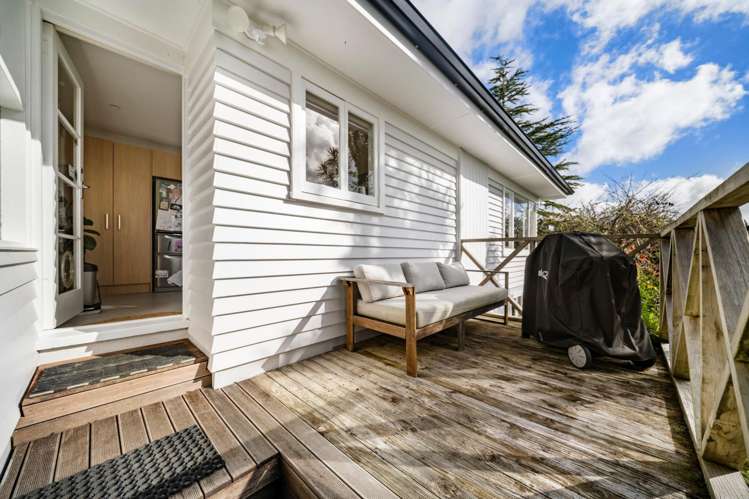  12 Daffodil Street Titirangi_11