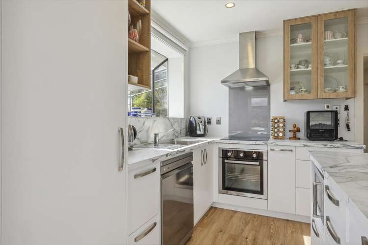 24 Bell Crescent Concord_1