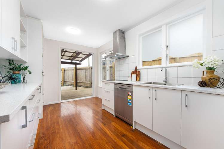 114 Edmonton Road Henderson_8