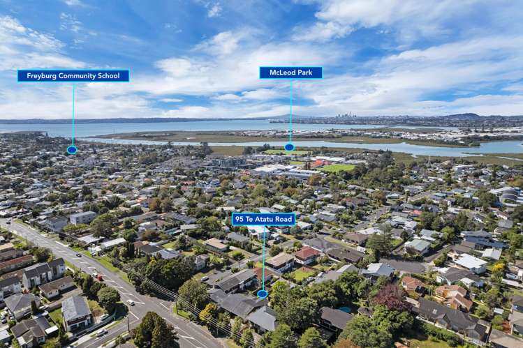 95 Te Atatu Road Te Atatu South_18