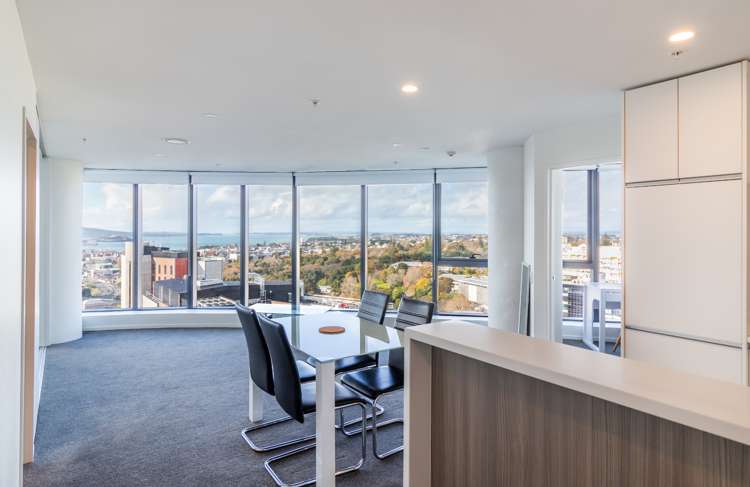 1502/18 Saint Martins Lane Grafton_7