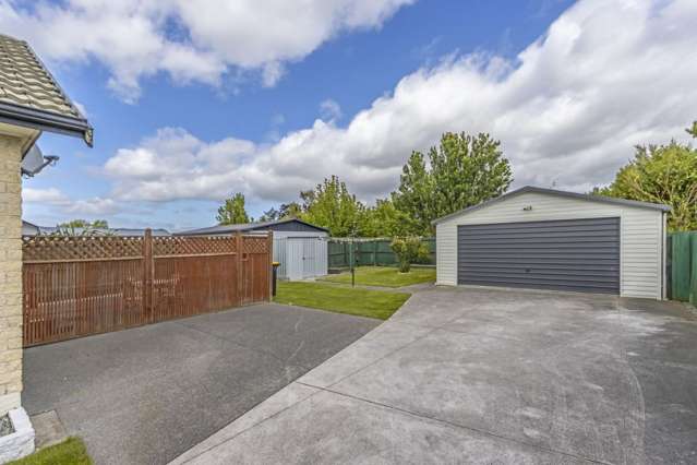 35 Farnborough Street Aranui_2