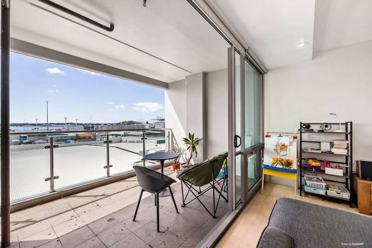 701/30 Beach Road Auckland Central_4