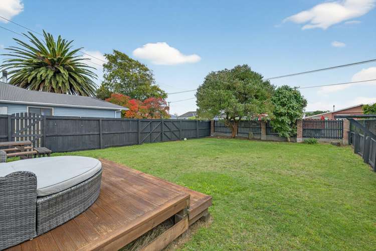 270 Breezes Road Aranui_19