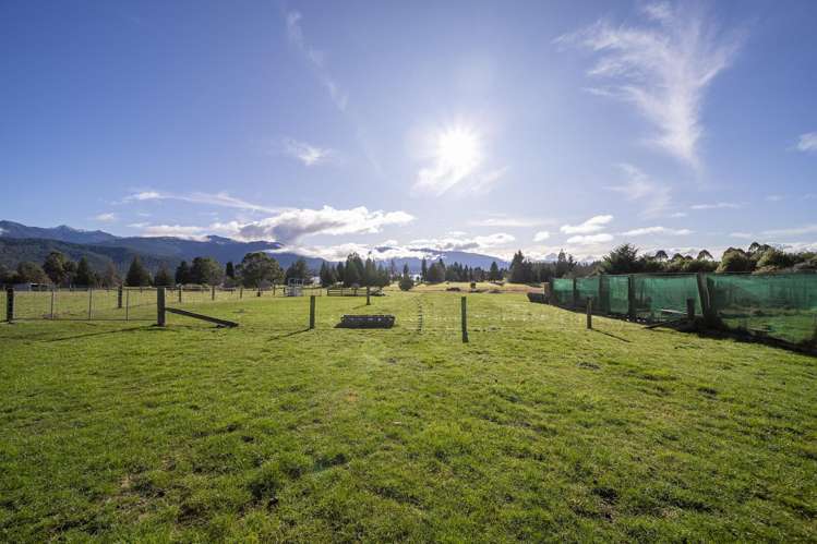 108 William Stephen Road Te Anau_40