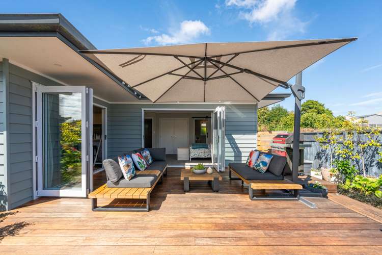 18B Karamu Street Central_19