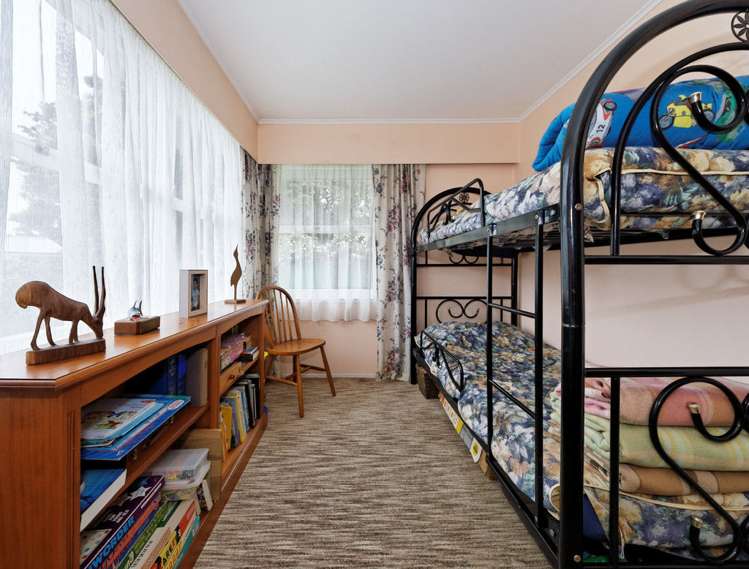 2 Hilling Street Titirangi_13