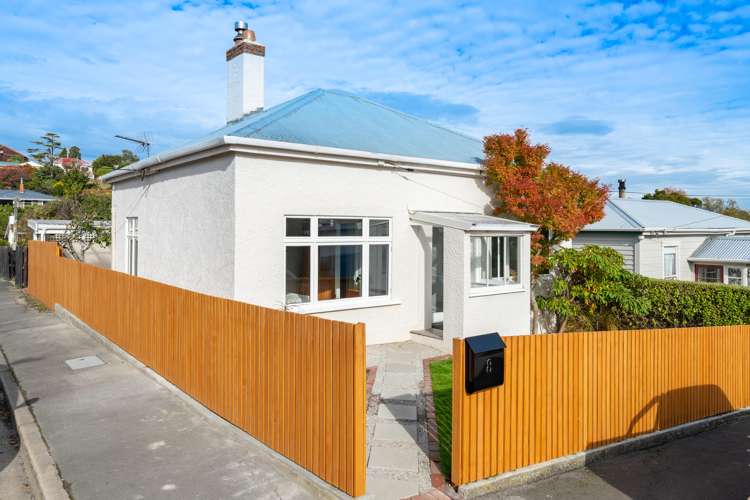 8 Maybank Street North East Valley_18