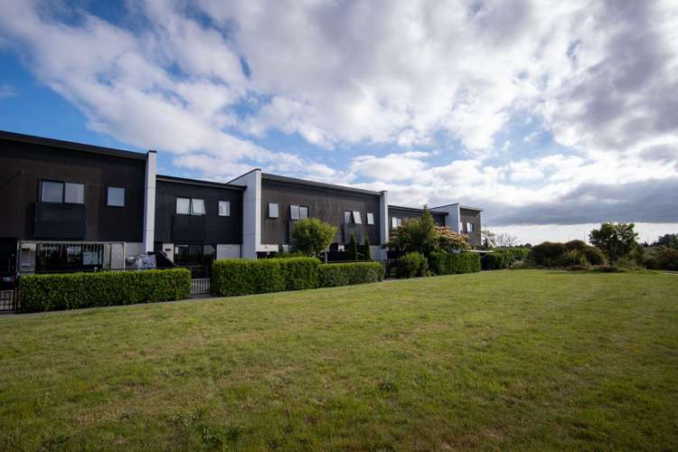 22 Brian Keogh Lane Wigram_27