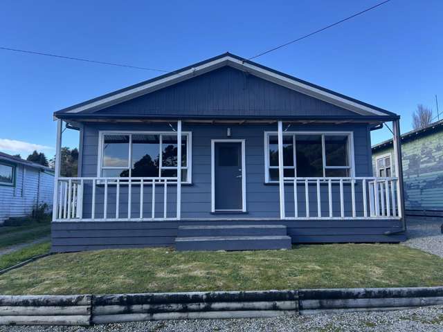 STILLWATER, GREYMOUTH - 3 BEDROOM