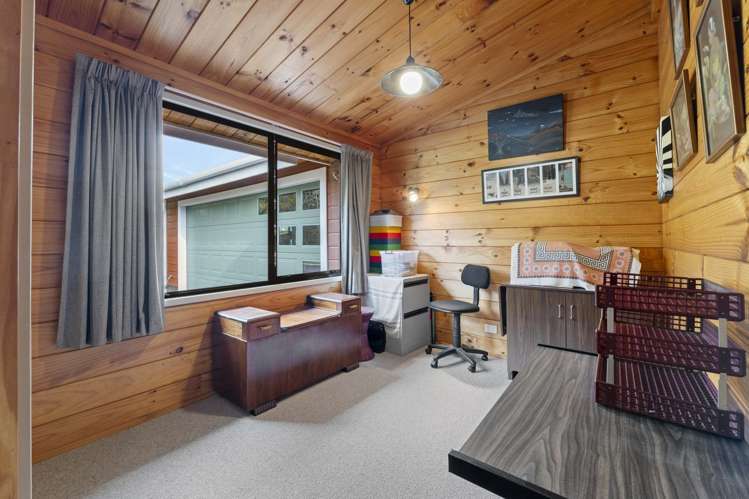 6 Byron Place Whalers Gate_24