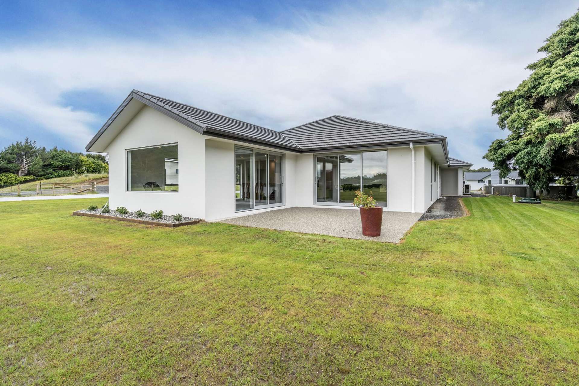 92 Blairlogie Close Otatara_0