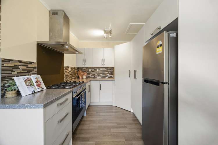 35 Reeve Road Owhata_6