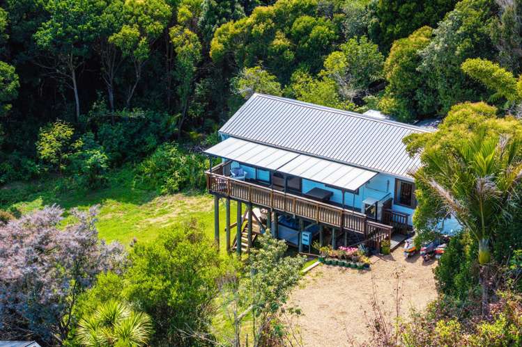 37C Ocean Road Surfdale_12