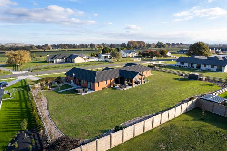 43 Seachange Drive Leamington_23