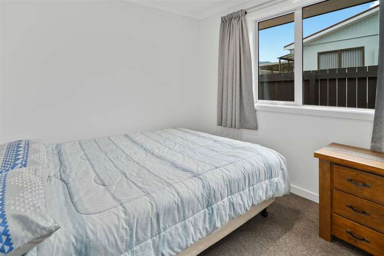 18a Maitland Avenue Stoke_8