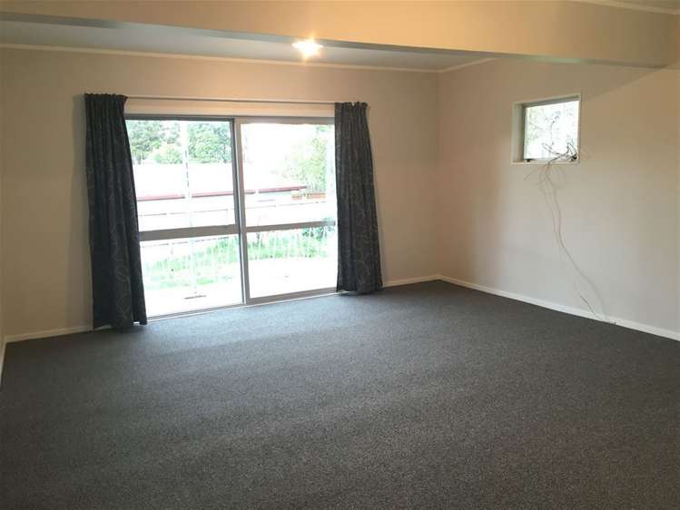 5 Taupo Street Green Bay_8