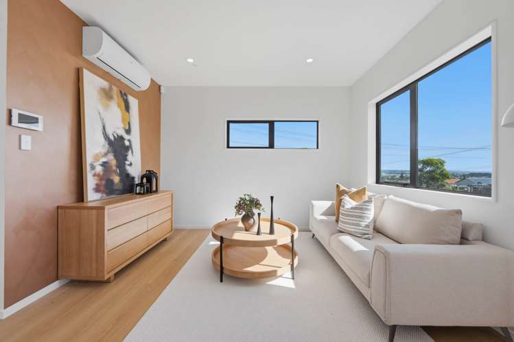 73,75/79 Cnr Terry Street and McFadzean Drive Blockhouse Bay_14