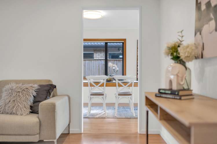 7 Duntrune Road Flat Bush_10