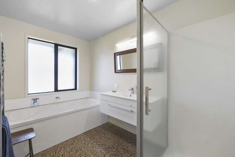 533 Manutahi Road Lepperton_15