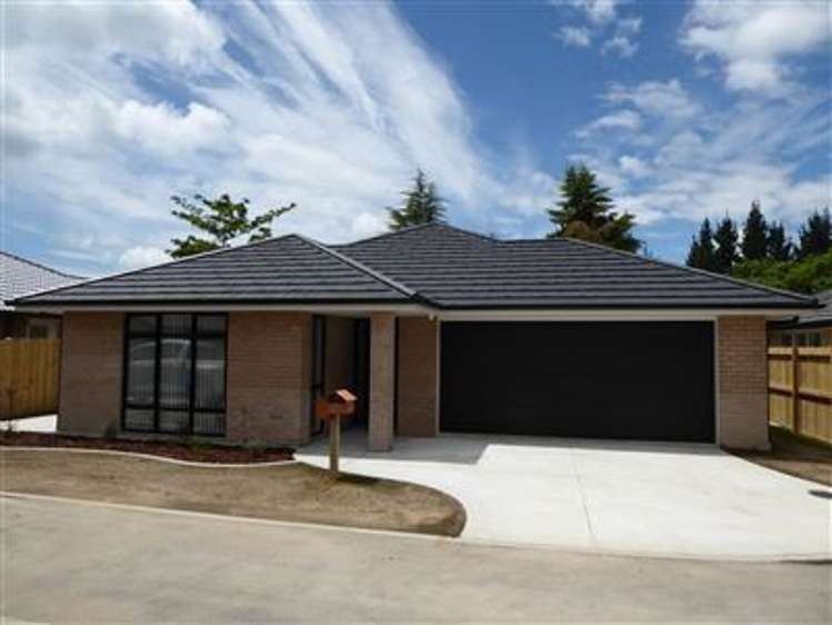 8 Himalayan Close Judea_0