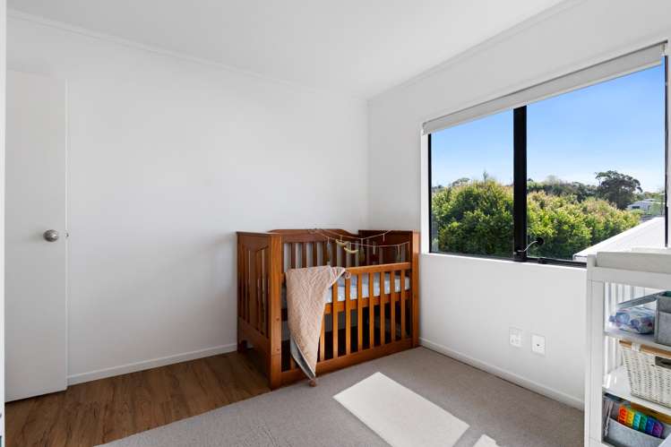 2/75 Langana Avenue Browns Bay_11