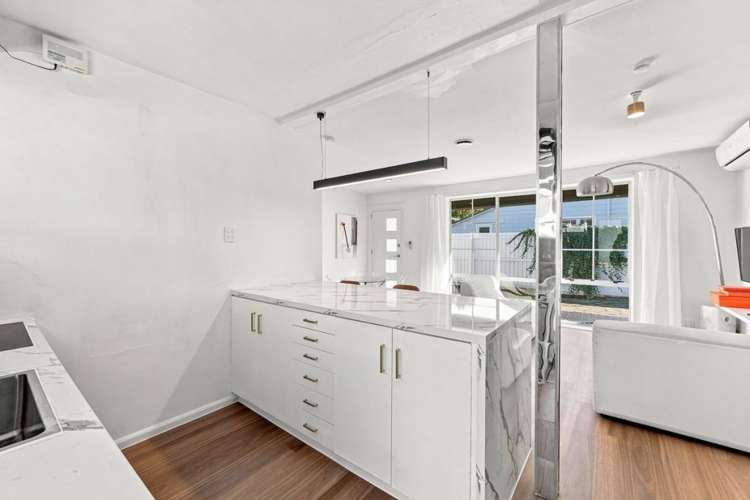 1/12 Gibbon Street Sydenham_17