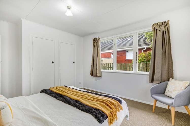 14 Durham Street Cannons Creek_11