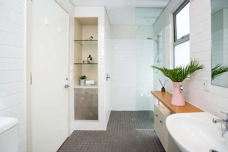 51 Amesbury Drive Churton Park_45