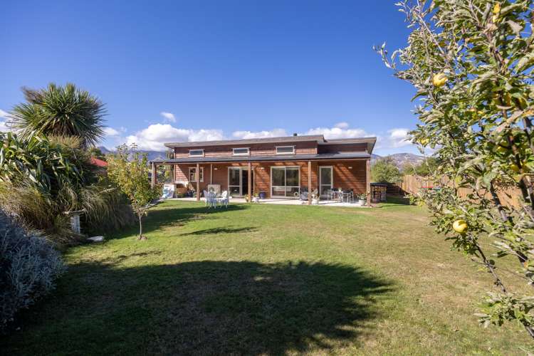 26 Hewson Crescent Lake Hawea_8