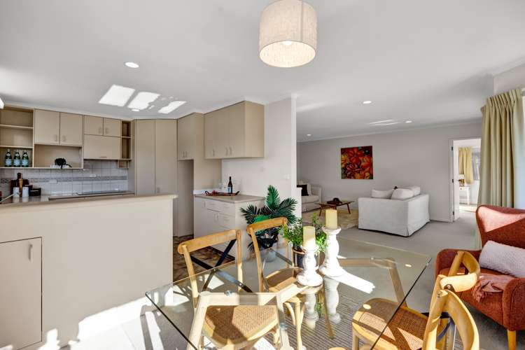 1/2 Waiwera Place Merrilands_20